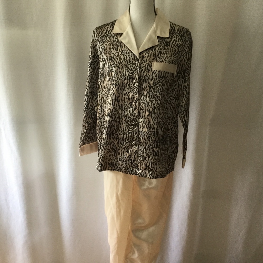 AMANDA STEWART 2 piece lounging pajamas set Sz MP